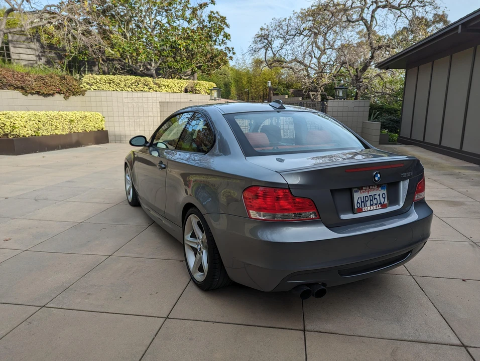 2009 BMW E82 135i & 135is - Image 12 of 31