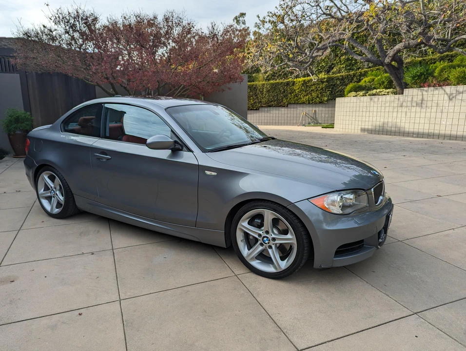 2009 BMW E82 135i & 135is - Image 16 of 31