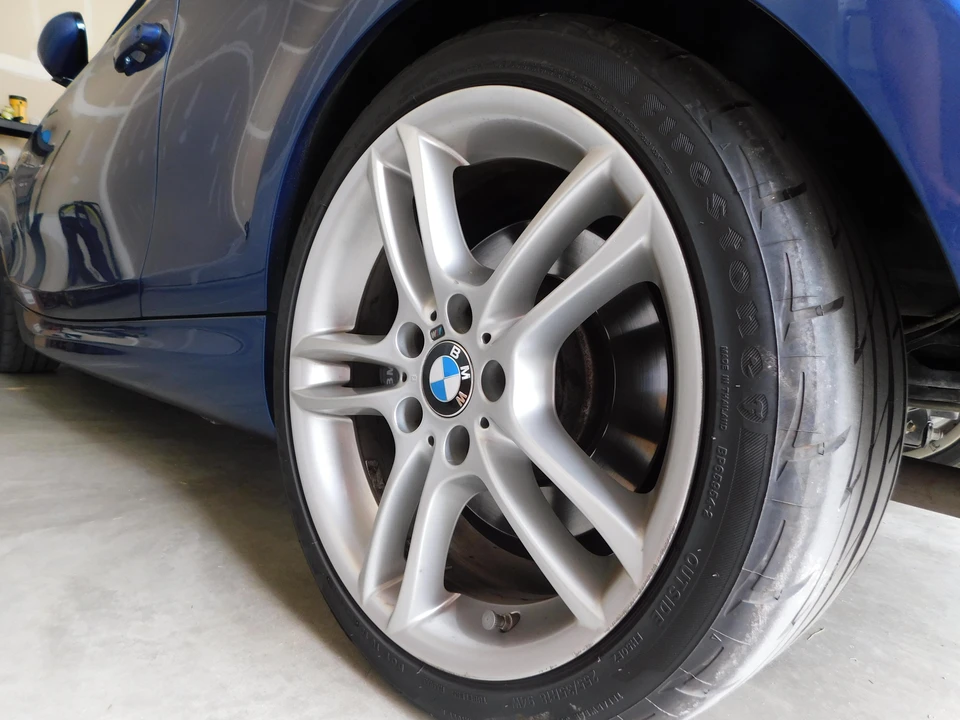 2009 BMW E82 135i & 135is - Image 21 of 24