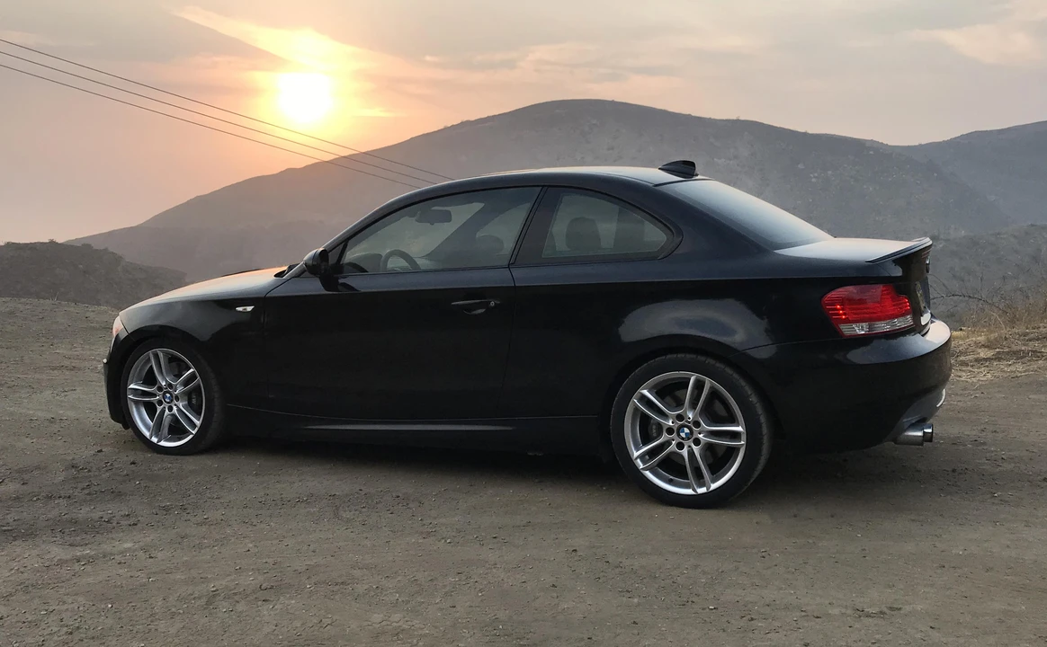 2009 BMW E82 135i & 135is - Image 2 of 31