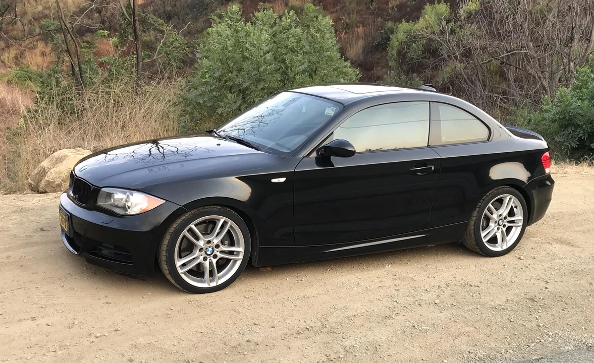 2009 BMW E82 135i & 135is - Image 16 of 31
