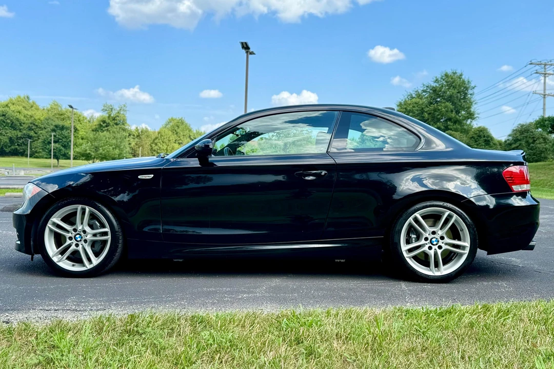 2009 BMW E82 135i & 135is - Image 3 of 31