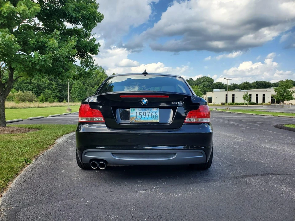 2009 BMW E82 135i & 135is - Image 14 of 31