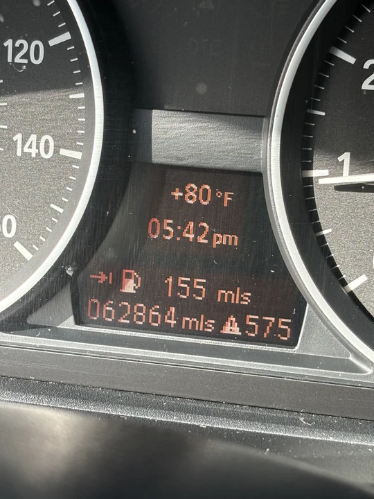 2009 BMW E82 135i & 135is - Image 10 of 11