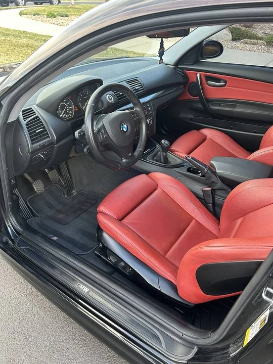 2009 BMW E82 135i & 135is - Image 6 of 14