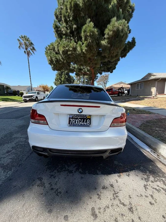 2009 BMW E82 135i & 135is - Image 6 of 15