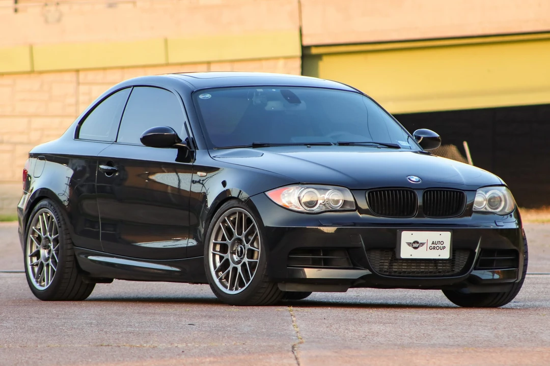 2009 BMW E82 135i & 135is - Image 14 of 31