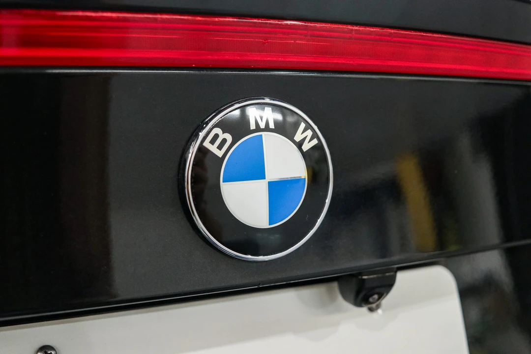 2009 BMW E82 135i & 135is - Image 19 of 31
