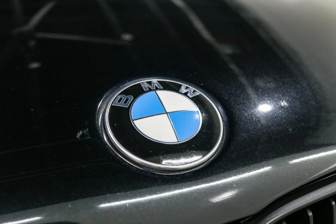 2009 BMW E82 135i & 135is - Image 18 of 31