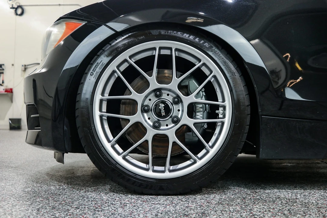 2009 BMW E82 135i & 135is - Image 30 of 31