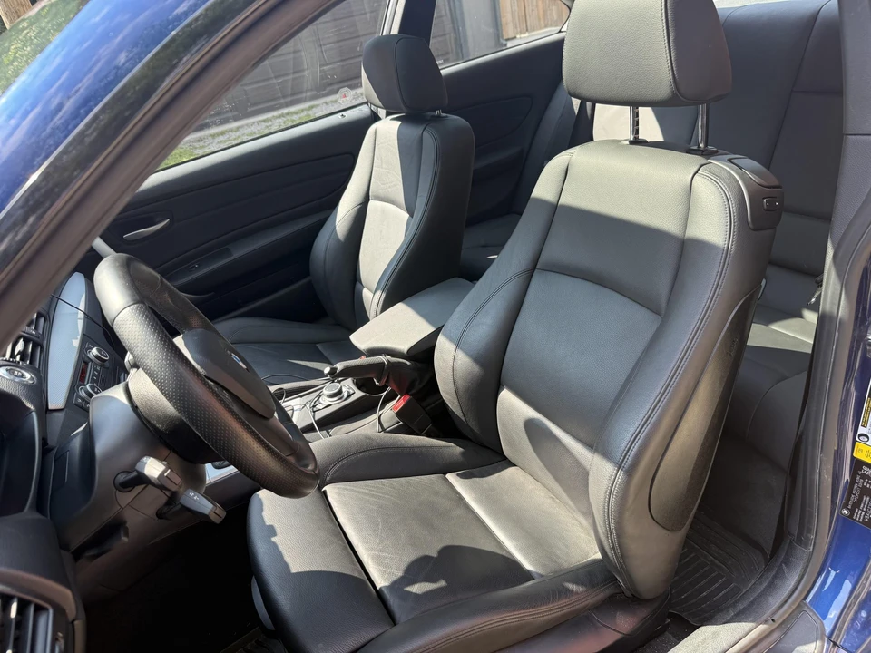 2009 BMW E82 135i & 135is - Image 26 of 31