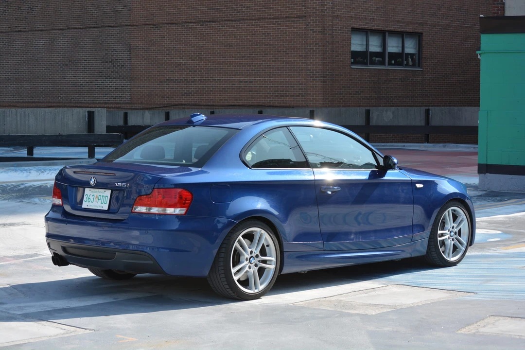 2009 BMW E82 135i & 135is - Image 7 of 31