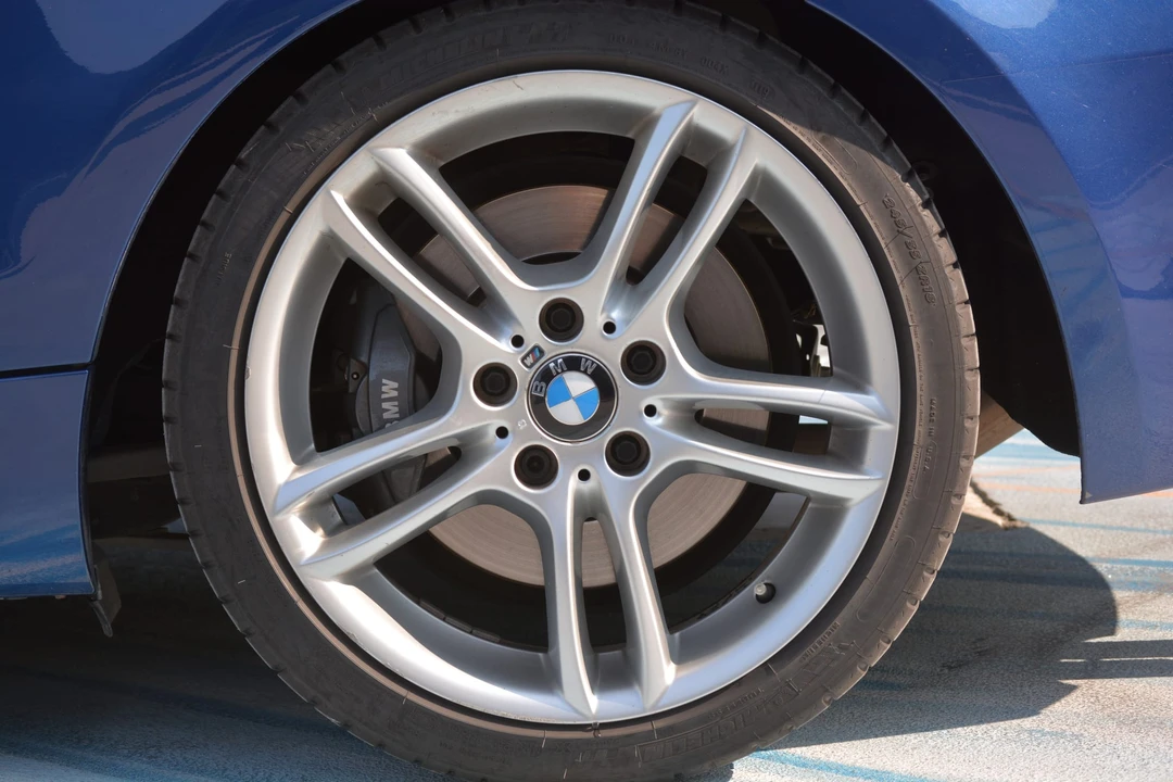 2009 BMW E82 135i & 135is - Image 20 of 31