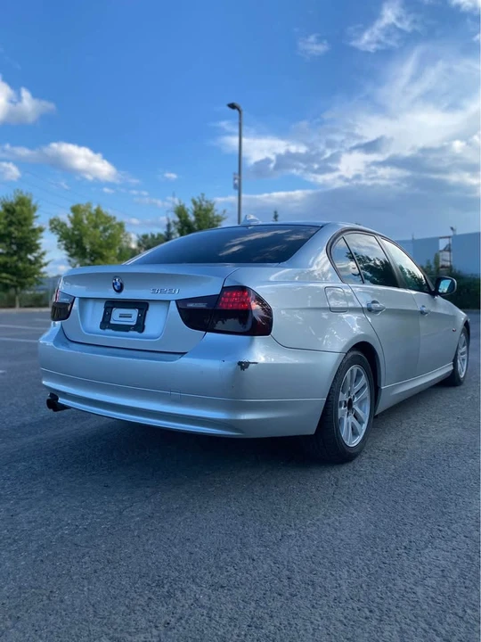 2009 BMW E90 3 Series Sedan - Image 5 of 14