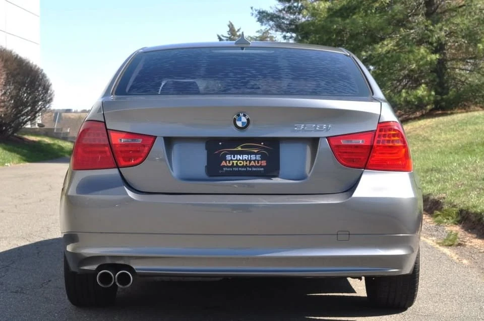 2009 BMW E90 3 Series Sedan - Image 6 of 14