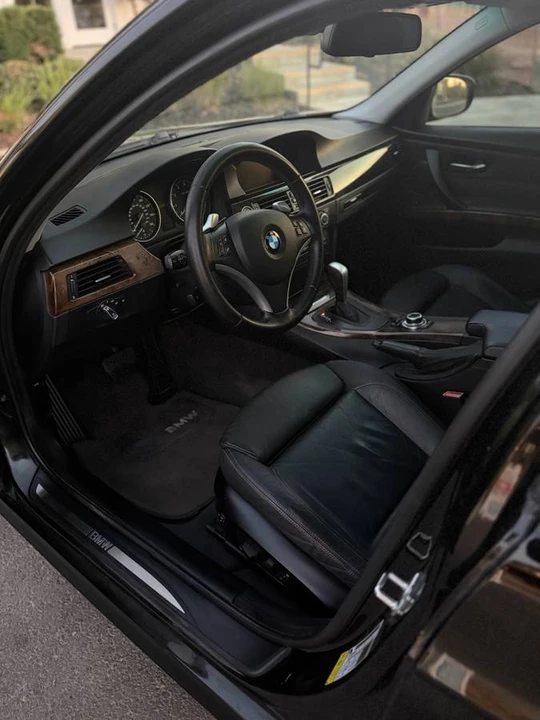 2009 BMW E90 3 Series Sedan - Image 21 of 22