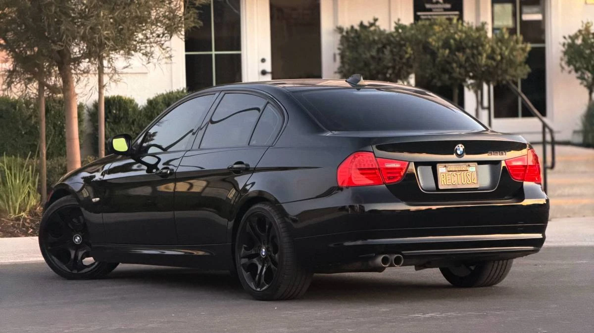 2009 BMW E90 3 Series Sedan - Image 9 of 22