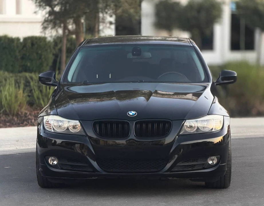 2009 BMW E90 3 Series Sedan - Image 2 of 22