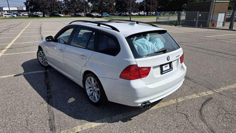 2009 BMW E90 3 Series Sedan - Image 3 of 17