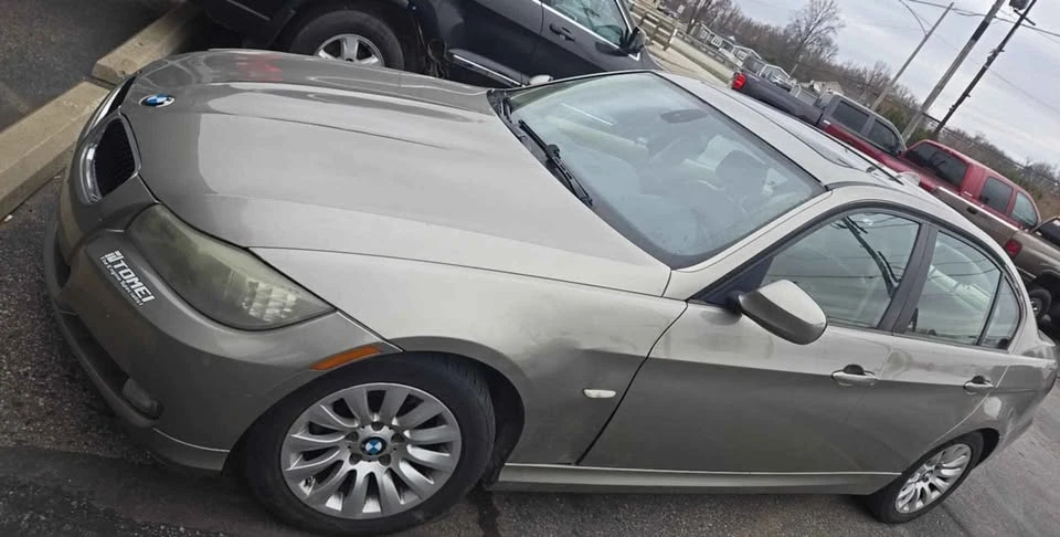 2009 BMW 3 Series - Image 3 of 4