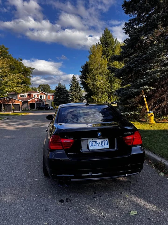 2009 BMW E90 3 Series Sedan - Image 4 of 5