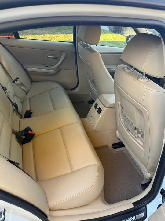 2009 BMW E90 3 Series Sedan - Image 7 of 7