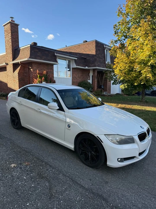 2009 BMW E90 3 Series Sedan - Image 3 of 7