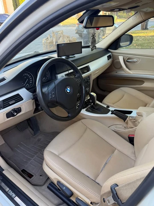 2009 BMW E90 3 Series Sedan - Image 5 of 7