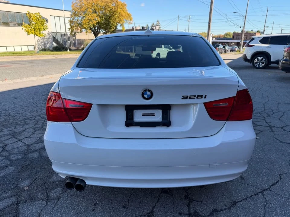 2009 BMW E90 3 Series Sedan - Image 6 of 13