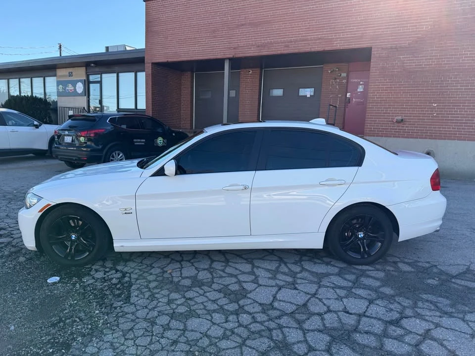 2009 BMW E90 3 Series Sedan - Image 8 of 13