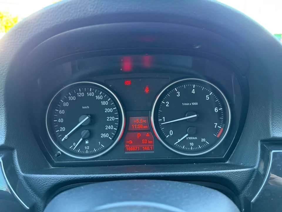 2009 BMW E90 3 Series Sedan - Image 12 of 13