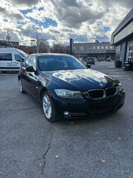 2009 BMW E90 3 Series Sedan - Image 3 of 11