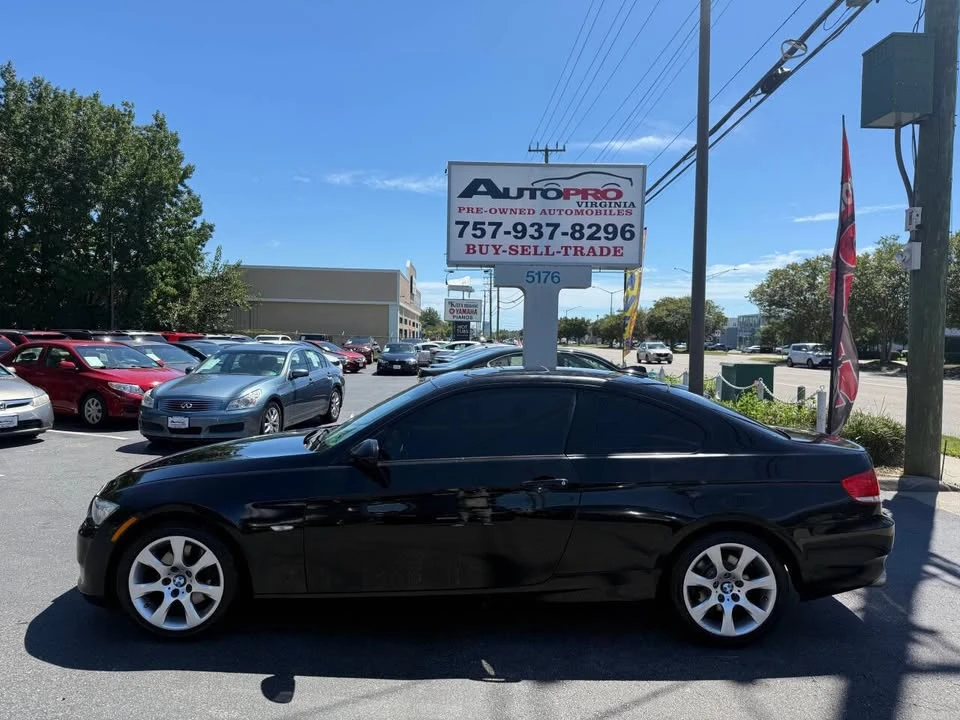 2009 BMW E90 3 Series Sedan - Image 2 of 20