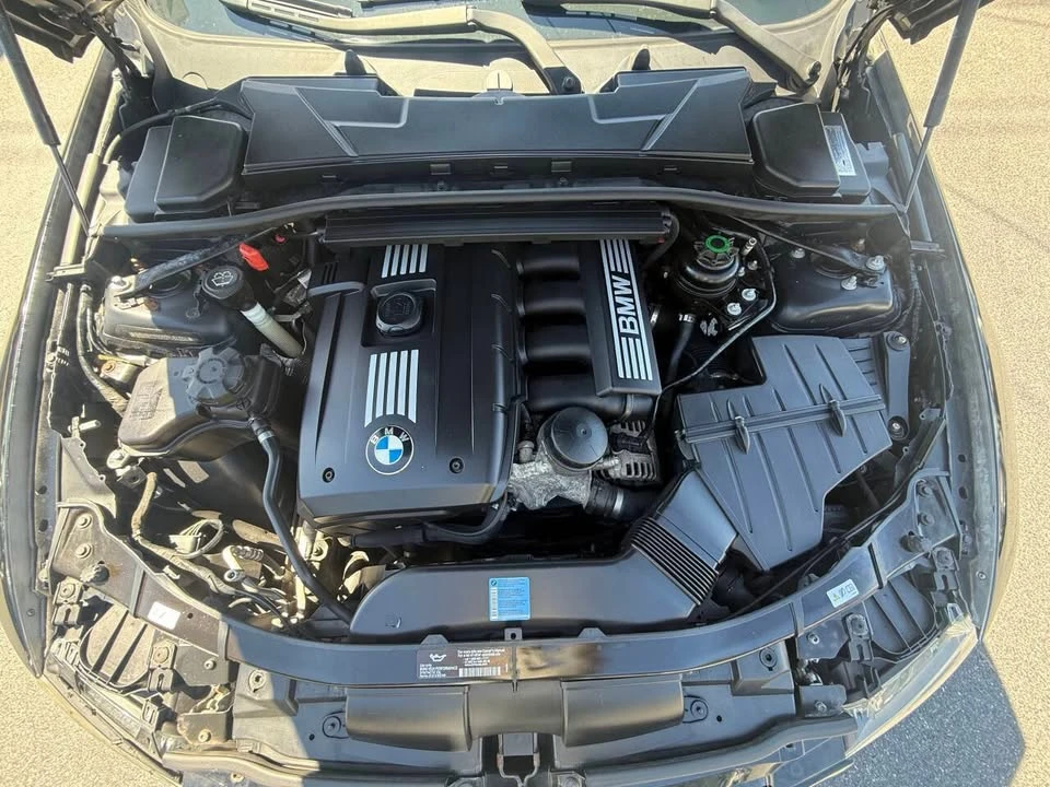 2009 BMW E90 3 Series Sedan - Image 17 of 20
