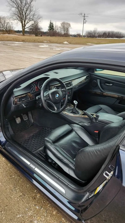 2009 BMW E90 3 Series Sedan - Image 8 of 20