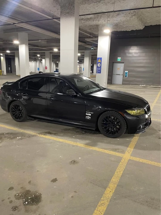 2009 BMW E90 3 Series Sedan - Image 3 of 14