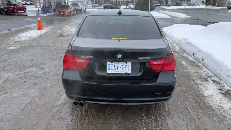 2009 BMW E90 3 Series Sedan - Image 9 of 10
