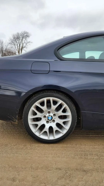 2009 BMW E90 3 Series Sedan - Image 16 of 20