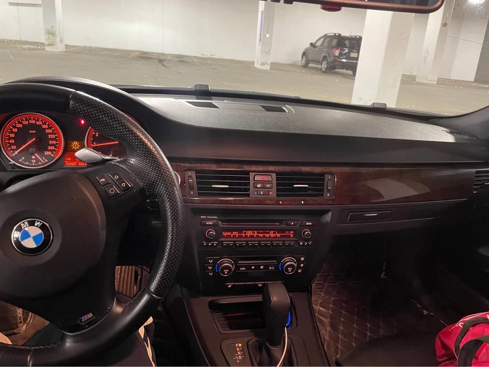 2009 BMW E90 3 Series Sedan - Image 7 of 14