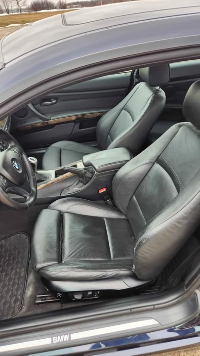 2009 BMW E90 3 Series Sedan - Image 9 of 20