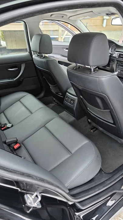 2009 BMW E90 3 Series Sedan - Image 11 of 12