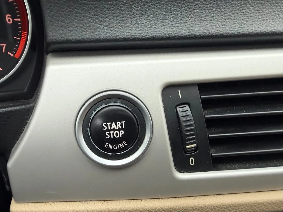 2009 BMW 3 Series - Image 15 of 19