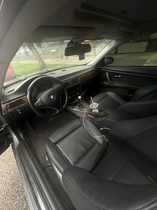 2009 BMW 3 Series - Image 3 of 7