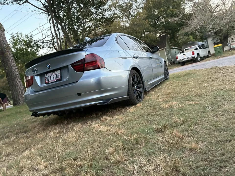 2009 BMW E90 3 Series Sedan - Image 9 of 13