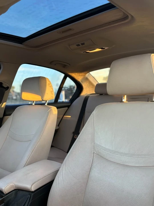 2009 BMW E90 3 Series Sedan - Image 12 of 14