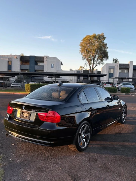 2009 BMW E90 3 Series Sedan - Image 7 of 14