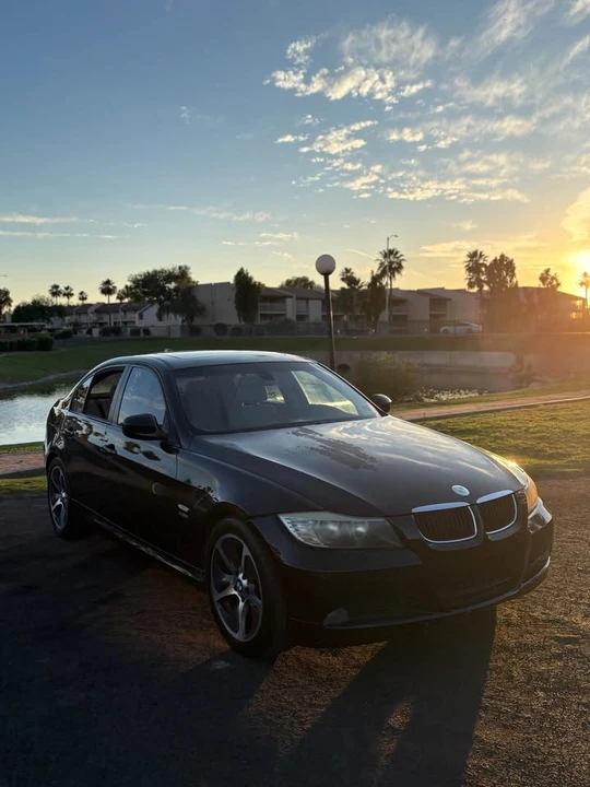 2009 BMW E90 3 Series Sedan - Image 2 of 14