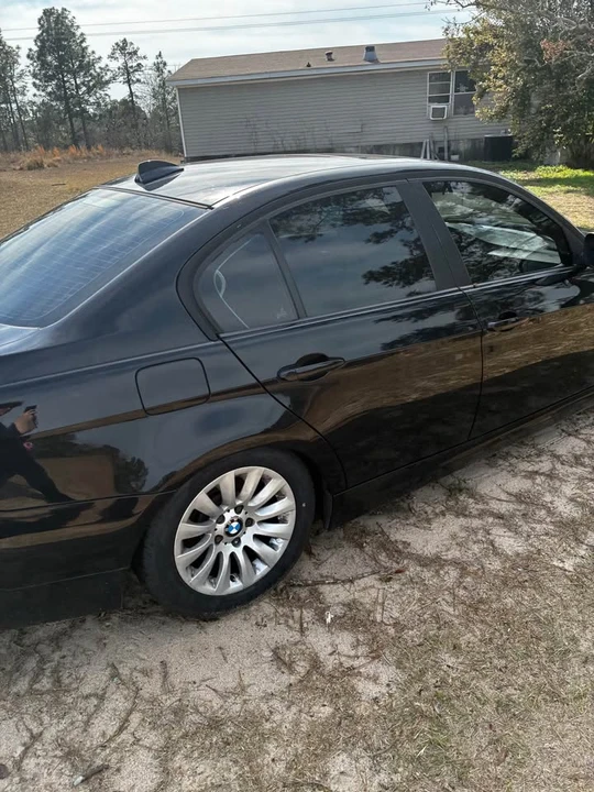 2009 BMW E90 3 Series Sedan - Image 4 of 8