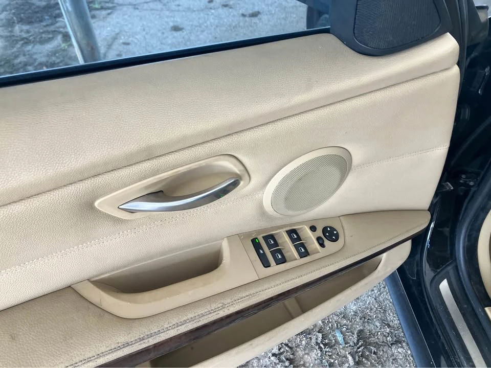2009 BMW E90 3 Series Sedan - Image 6 of 11