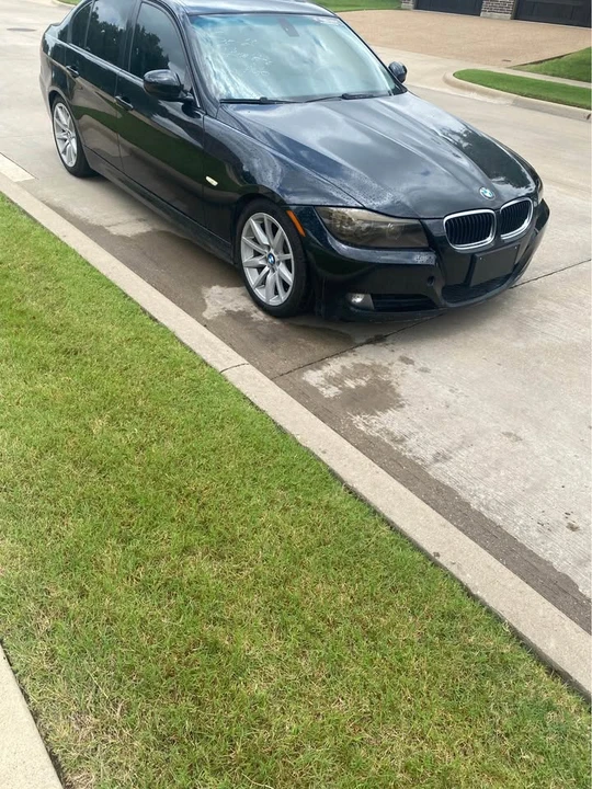 2009 BMW E90 3 Series Sedan - Image 2 of 7